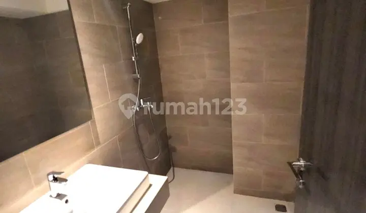 kamar mandi apartemen carstensz residence unfurnished 1