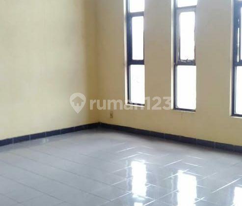 kamar tidur dijual rumah 3½ lantai cocok