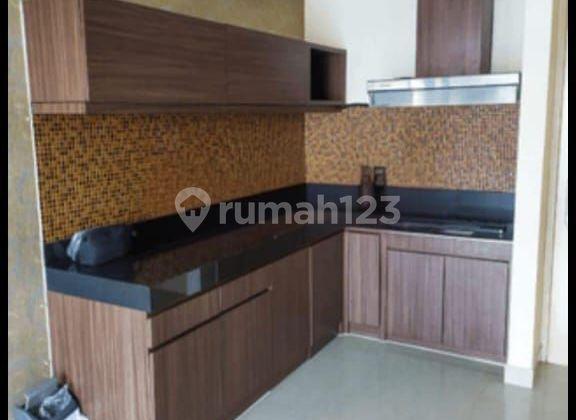 dapur apartemen 3 bedroom tengah kota