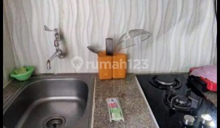 dapur apartemen studio furnished tengah kota