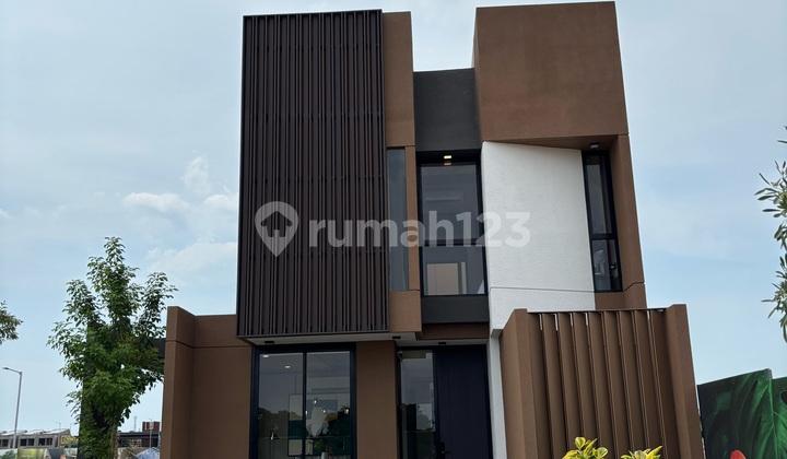tampak depan rumah 2 lantai dijual type