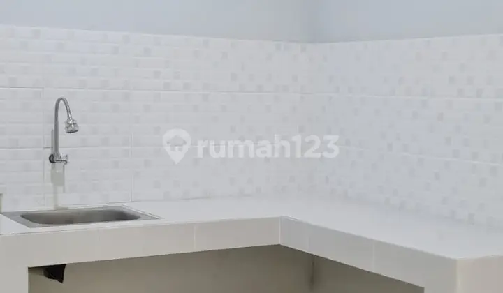 dapur rumah sudah renovasi siap huni