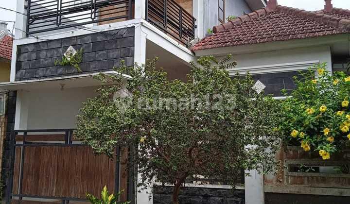 tampak depan dijual cepat bu rumah graha