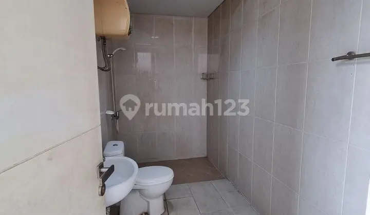 kamar mandi disewakan / jual rumah siap
