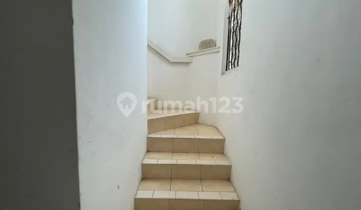 foto lainnya rumah 2 lantai siap huni