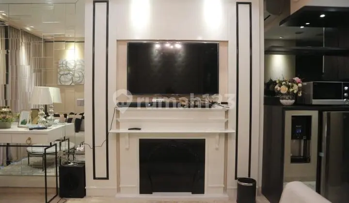 ruang keluarga dijual apartemen bagus cantik lux