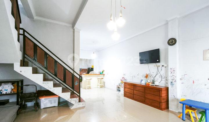 foto lainnya rumah luas 2 lantai 12