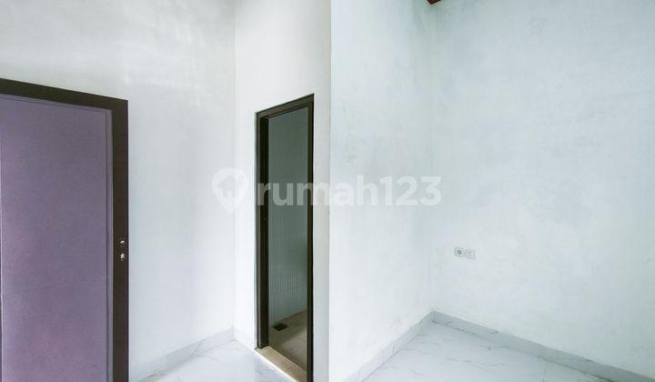 ruang tamu rumah 15 menit ke yogya