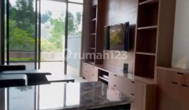 ruang keluarga y6c. apartemen 2br lantai 1