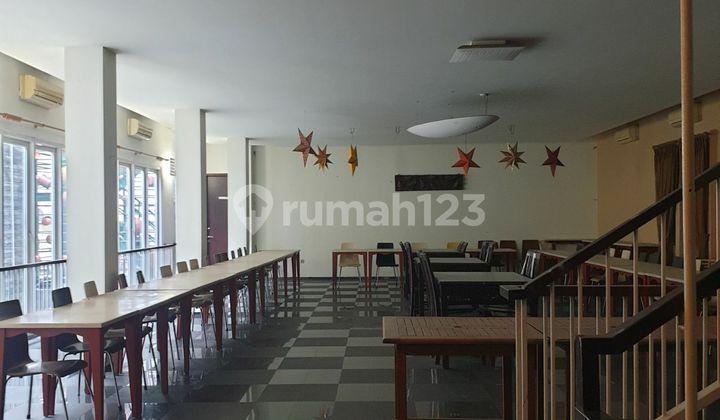ruang tamu disewakan ruko gandeng kemang pratama