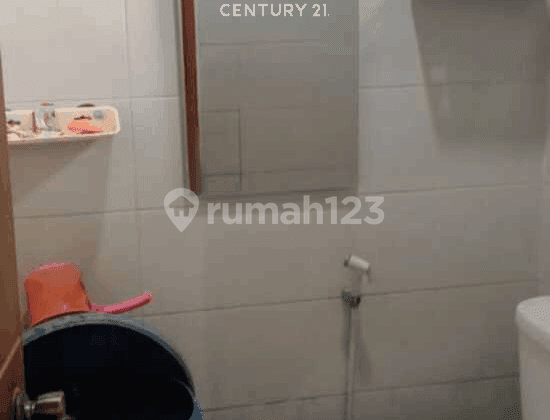 kamar mandi rumah hoek 1 lt jalan