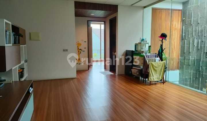 foto lainnya dijual rumah mewah taman millenium