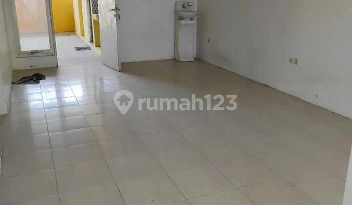 ruang keluarga 0160 disewakan rumah green garden