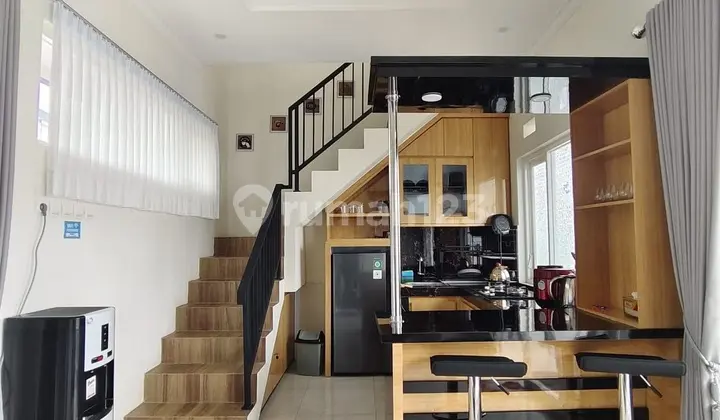 dapur for sale villa 3 lantai