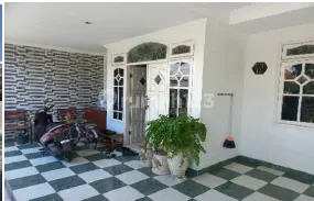 garasi/carport dijual via lelang rumah taman