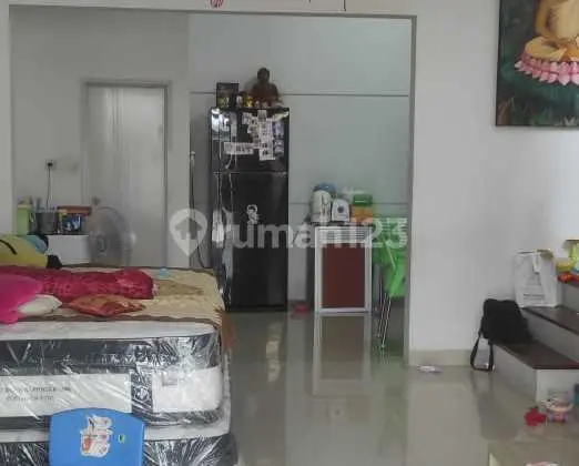 kamar tidur dijual rumah 2 lantai minimalis