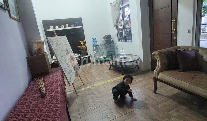 ruang tamu rumah shm 2 lantai siap