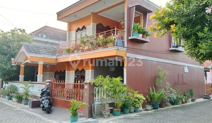 tampak depan rumah hook pinang griya permai