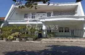 tampak depan dijual lewat lelang rumah 2