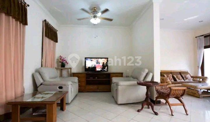 ruang keluarga full furnish cottage kuta royal