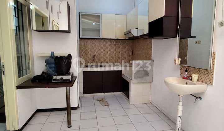 dapur rumah semi furnish di griya