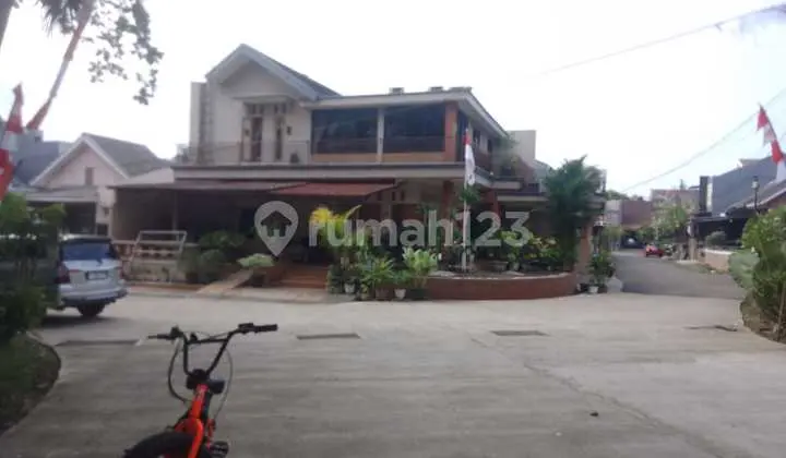 tampak depan dijual rumah diperumahan permata arcadia