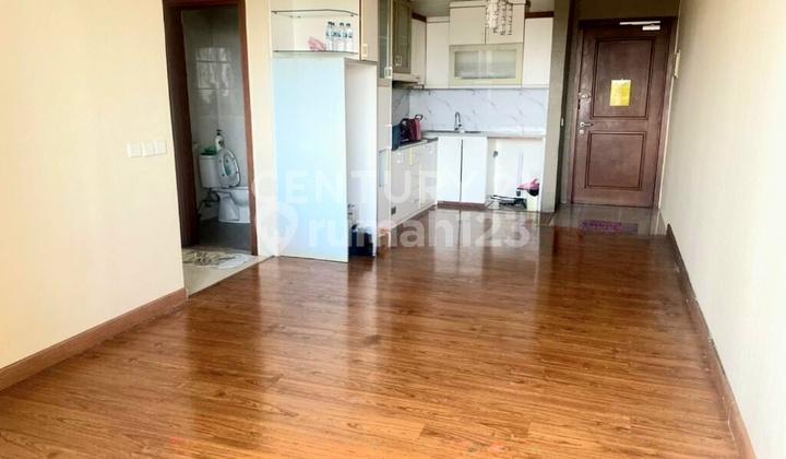 ruang tamu apartemen the park residence semi