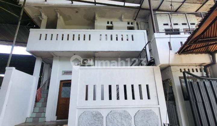 tampak depan dijual murah rukan 4 lantai