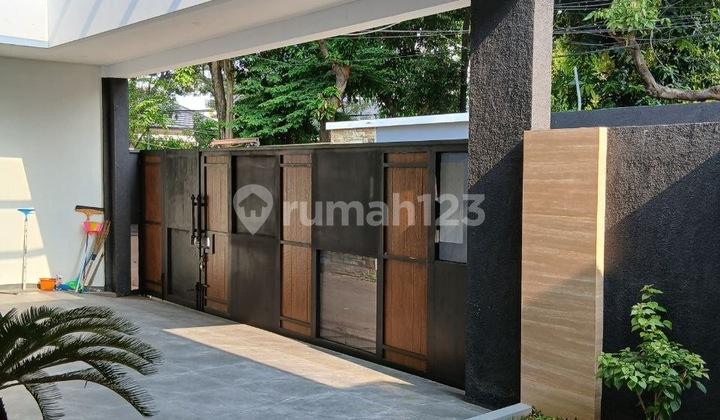 garasi/carport rumah mewah brand new modern