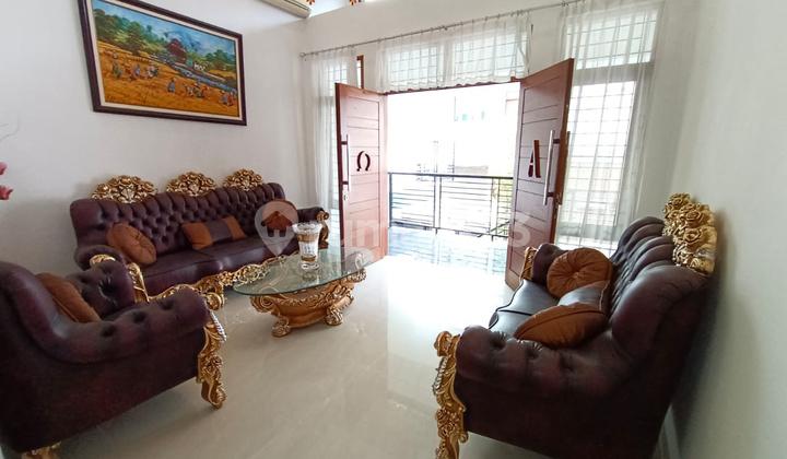 ruang tamu rumah lux 4 lt full