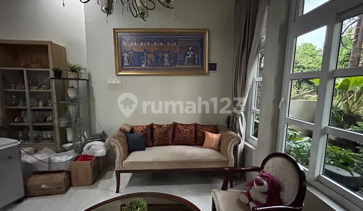 ruang tamu rumah nyaman homey 3 menit