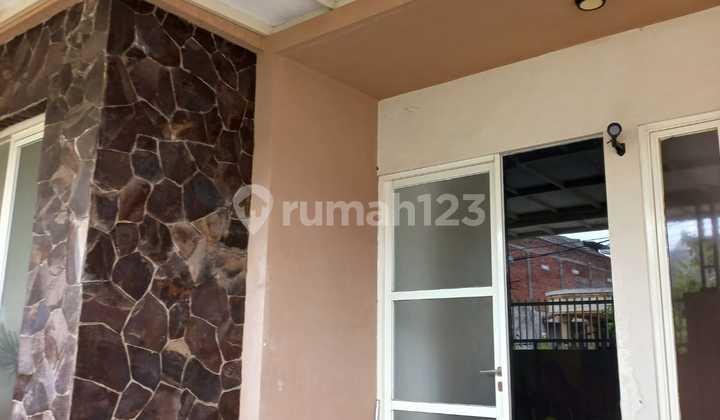 tampak depan turun harga ! rumah 1,5