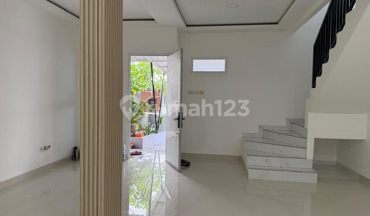 foto lainnya dijual rumah siap huni di