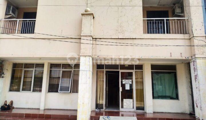 tampak depan ruko gandeng 2 lantai siap