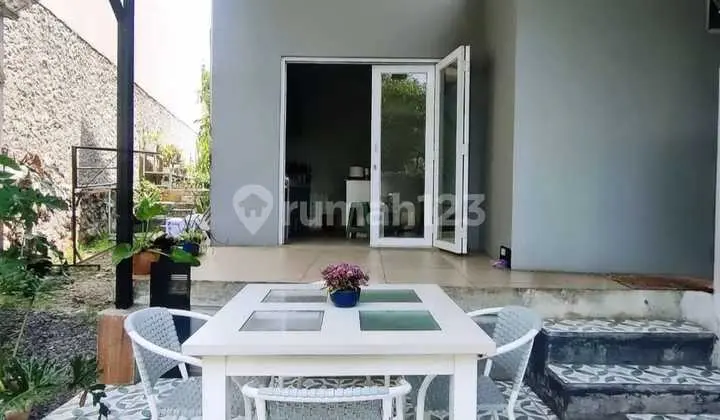 backyard dijual rumah siap huni dan