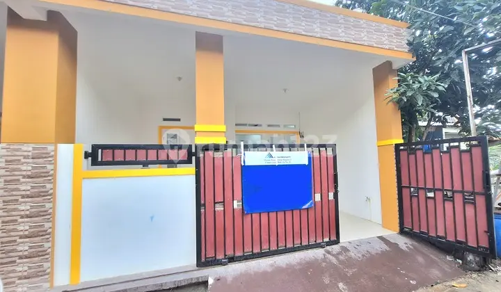 tampak depan dijual rumah murah di alam