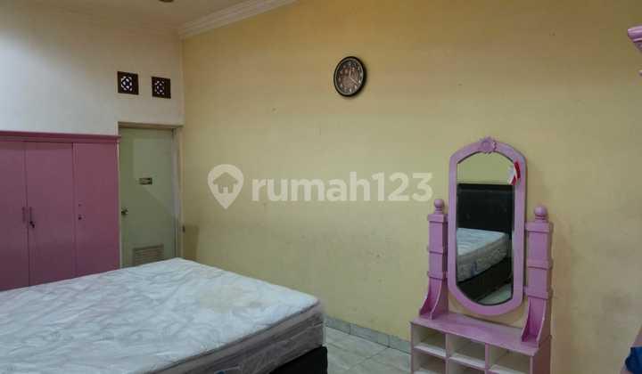 kamar tidur rumah bagus shm di gede