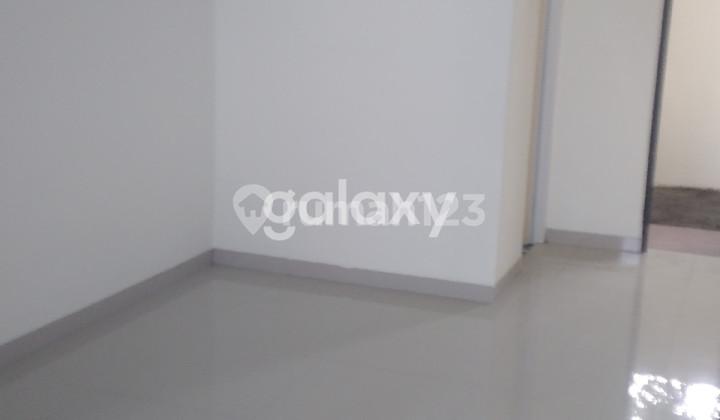 tampak depan grand sedati regency