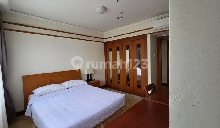 kamar tidur apartment 2 br di somerset