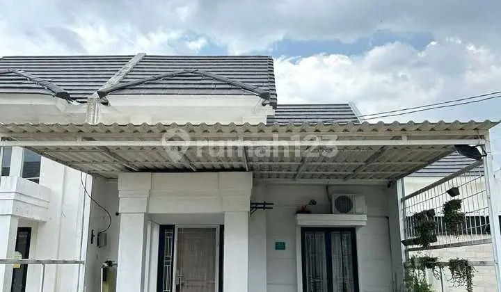 tampak depan rumah cantik minimalis siap huni