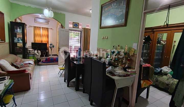 ruang makan rumah bagus kokoh siap huni