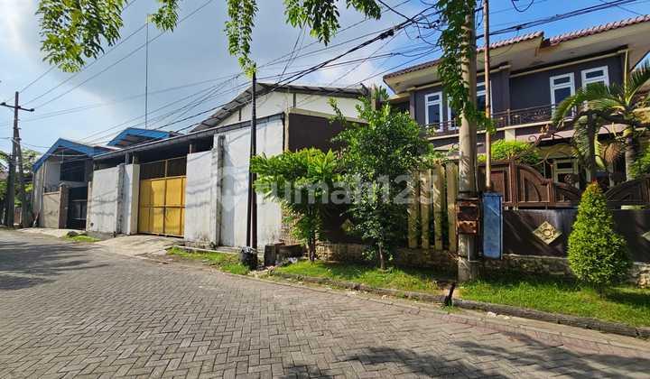 tampak depan dijual via lelang rumah lokasi