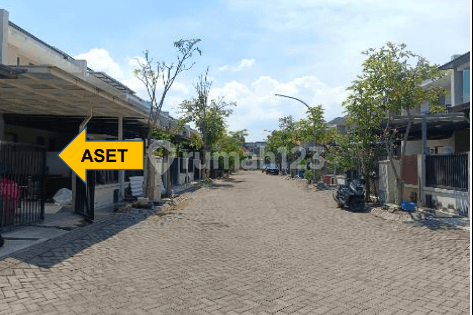 tampak depan dijual via lelang rumah lokasi
