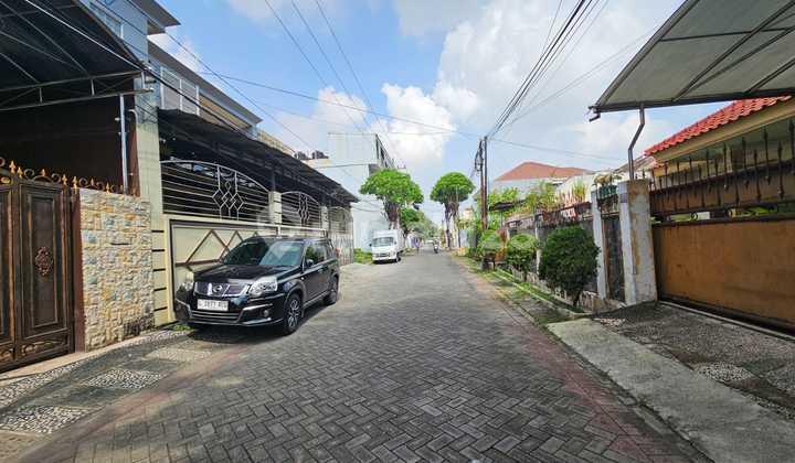 tampak depan dijual via lelang rumah jalan