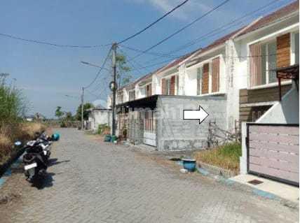 tampak depan di jual via lelang rumah