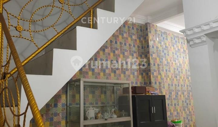 foto lainnya dijual rumah 2 lantai di