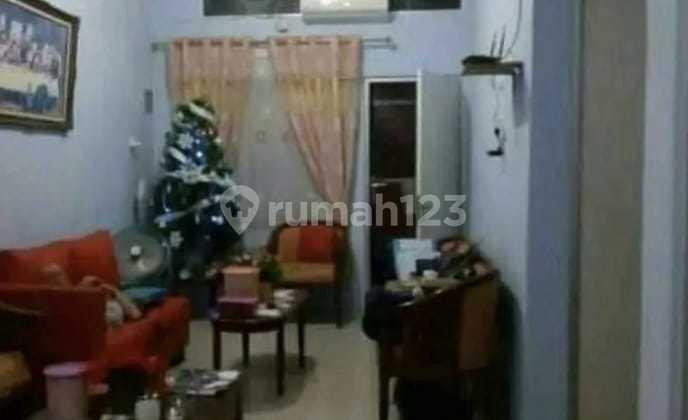 ruang tamu dijual rumah di bumi mutiara