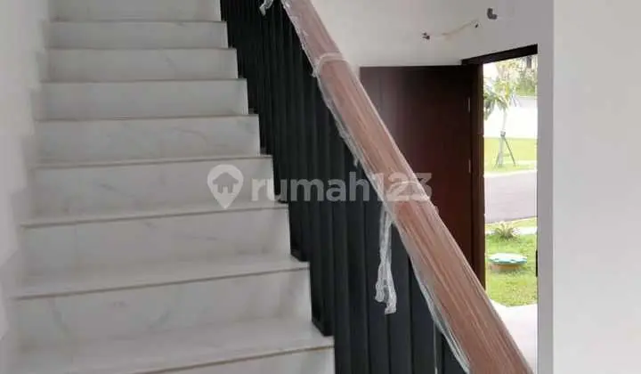 foto lainnya dijual cepat rumah mewah hoek