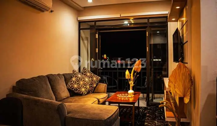 ruang keluarga apartment 2 br furnished grand