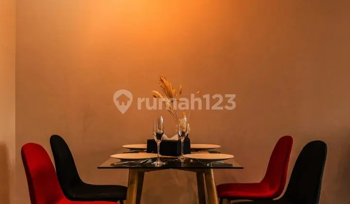 ruang makan apartment 2 br furnished grand